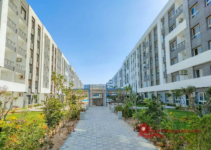 Relax At Fanadir Bay , 1br , Breakfast , & Aqua Park