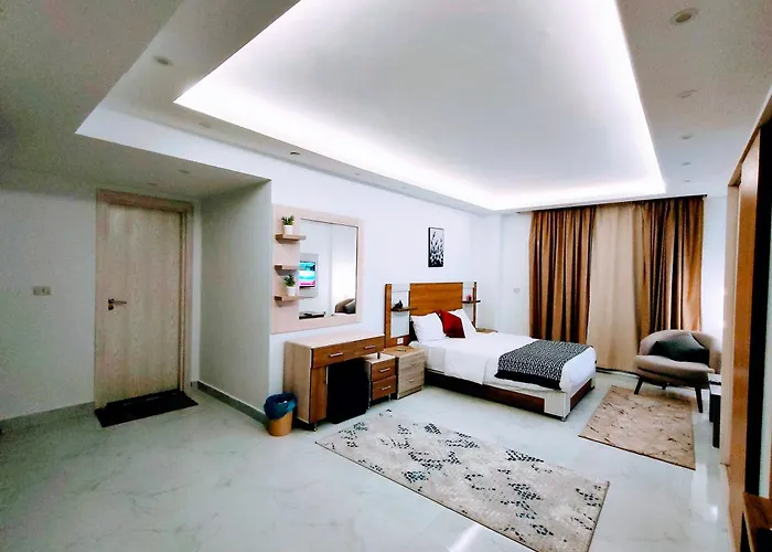 Relax At Fanadir Bay , 1br , Breakfast , & Aqua Park Apart Otel Hurgada
